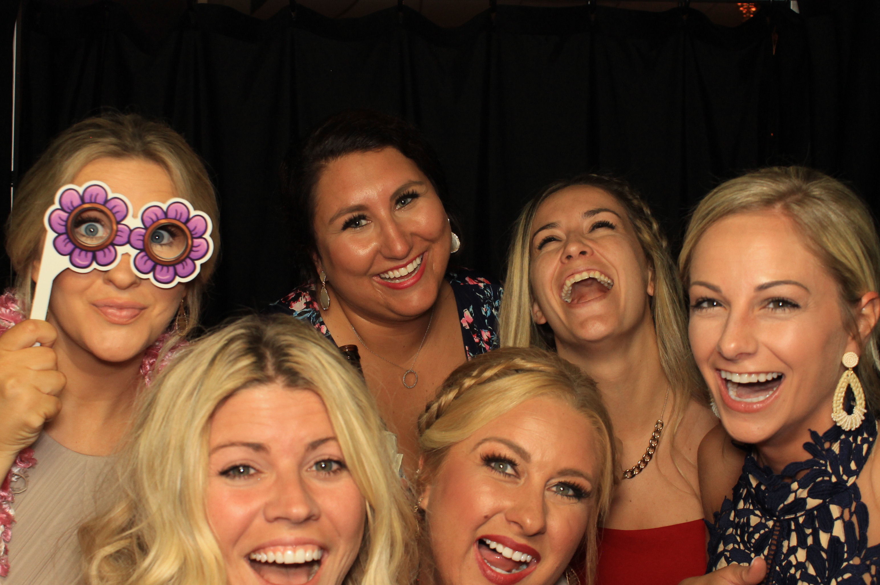 Meredith and Doug Wedding | View more photos from the event at gallery.photoboothcincy.com/u/PhotoBoothCincy/Meredith-and-Doug-Wedding